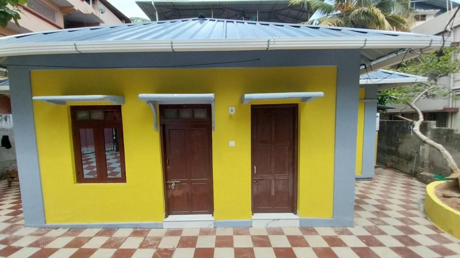 Hostel Gandhi Thiruvananthapuram Zewnętrze zdjęcie