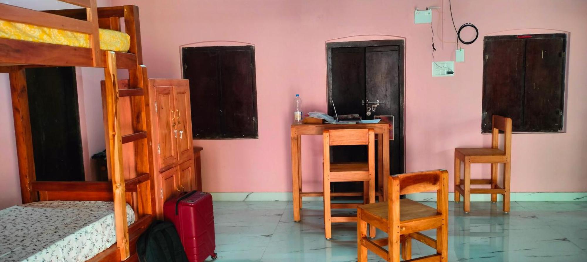 Hostel Gandhi Thiruvananthapuram Zewnętrze zdjęcie